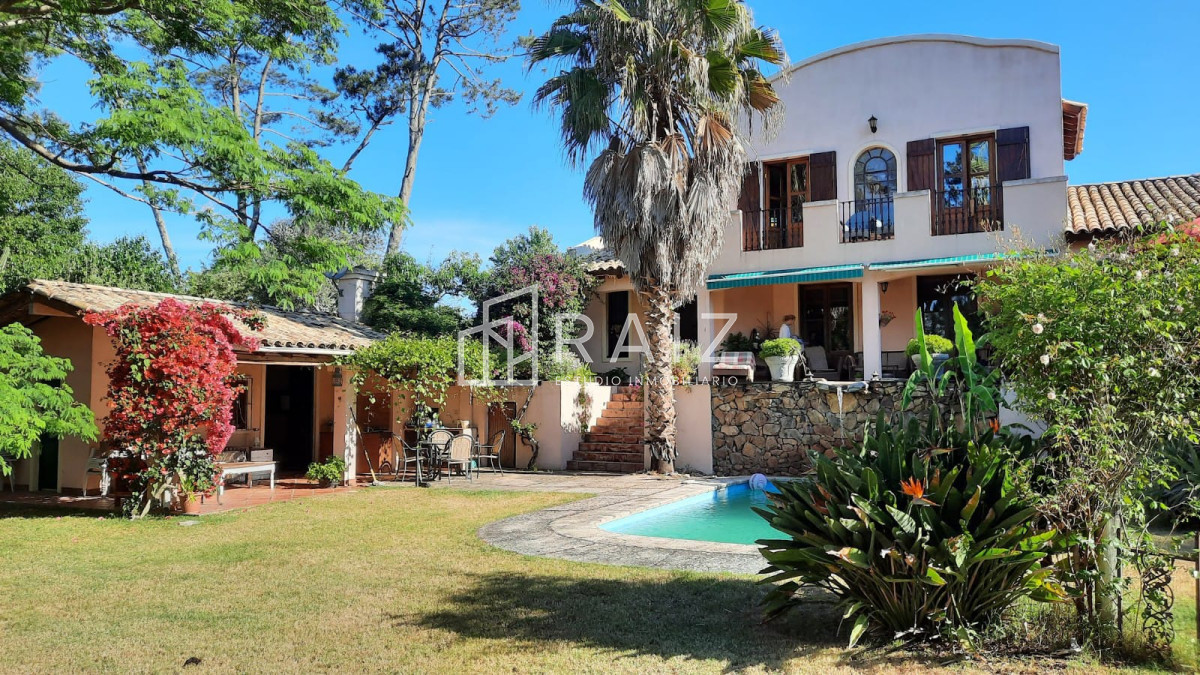 Casa ID.12380 - Hermosa casa en Jardines de Córdoba