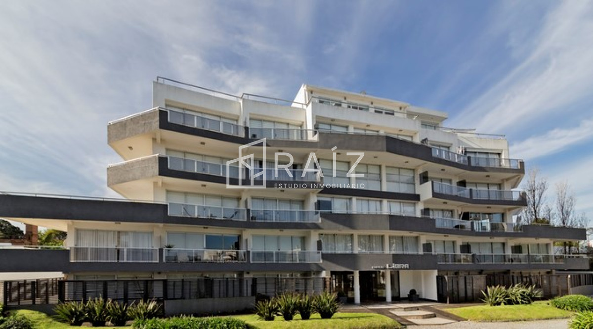 Apartamento ID.11799 - VENTA APARTAMENTO 3 DORMITORIOS PINARES