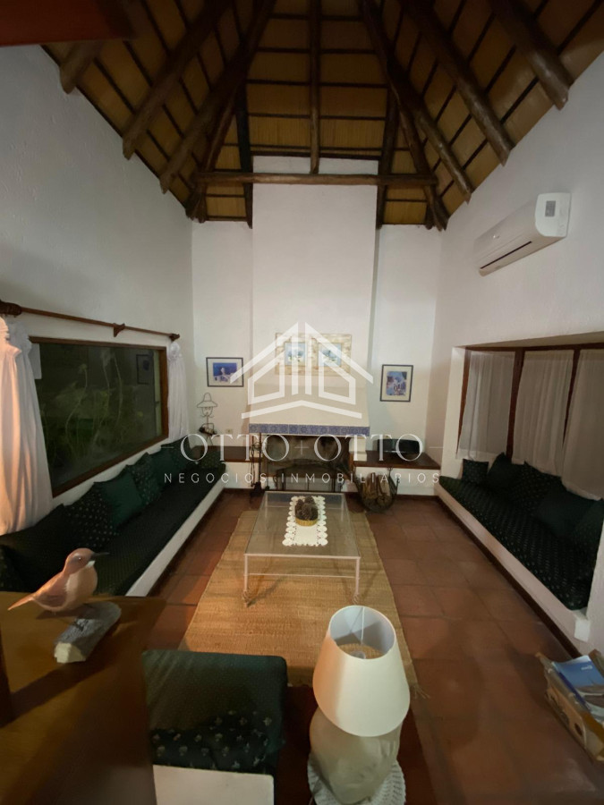 Casa ID.28555 - Cabaña  en Venta y alquiler en Pinares