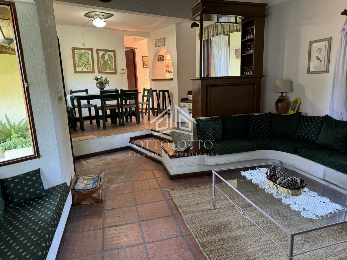 Casa ID.28555 - Cabaña  en Venta y alquiler en Pinares