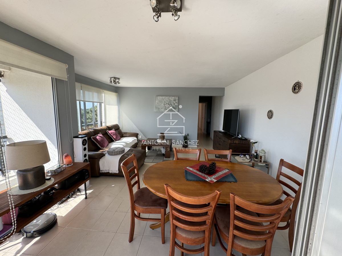 Apartamento ID.1805 - Venta apartamento 3 dormitorios Roosevelt 