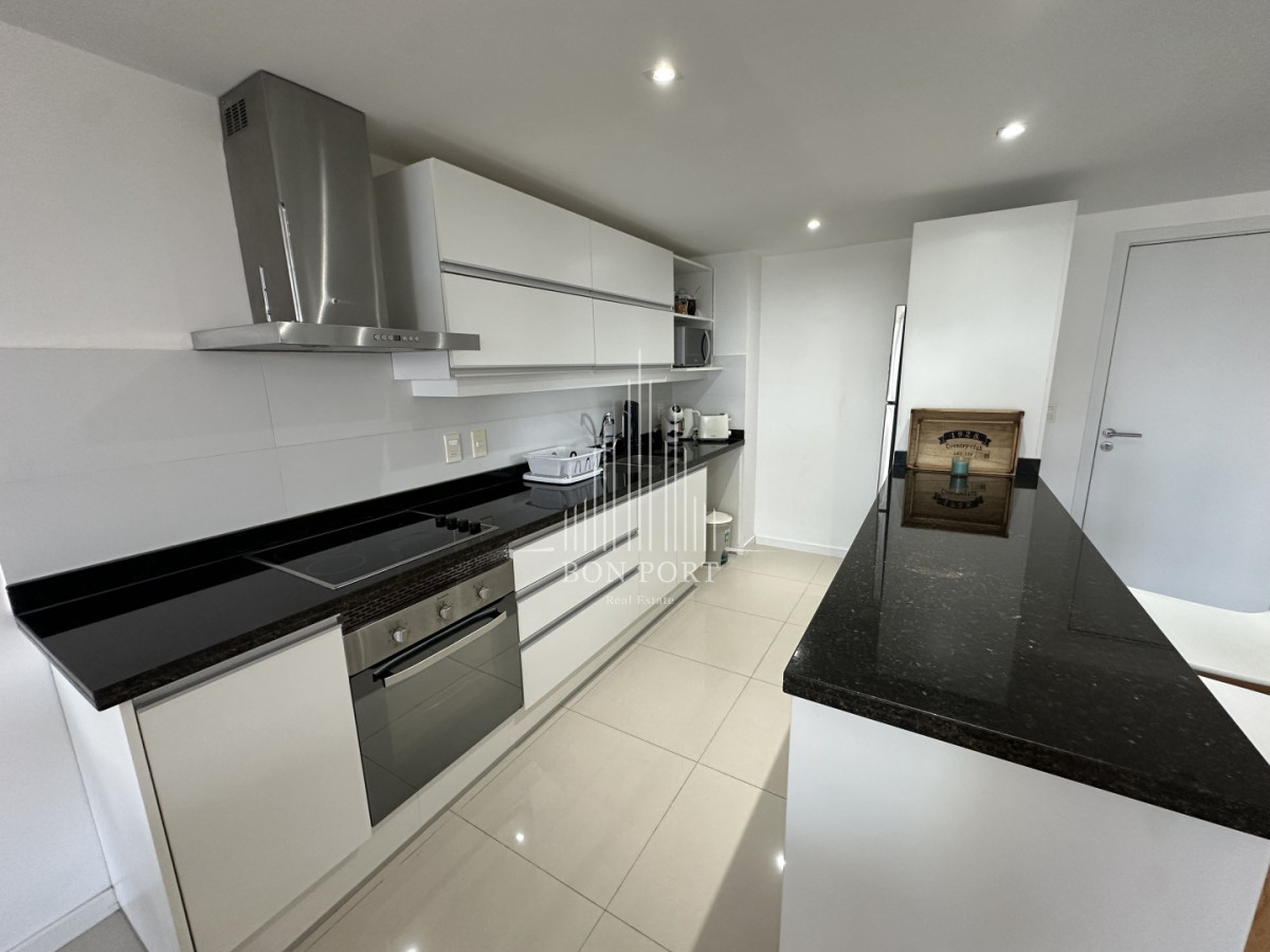 Apartamento ID.203 - Impecable apartamento de 3 dormitorios en venta.