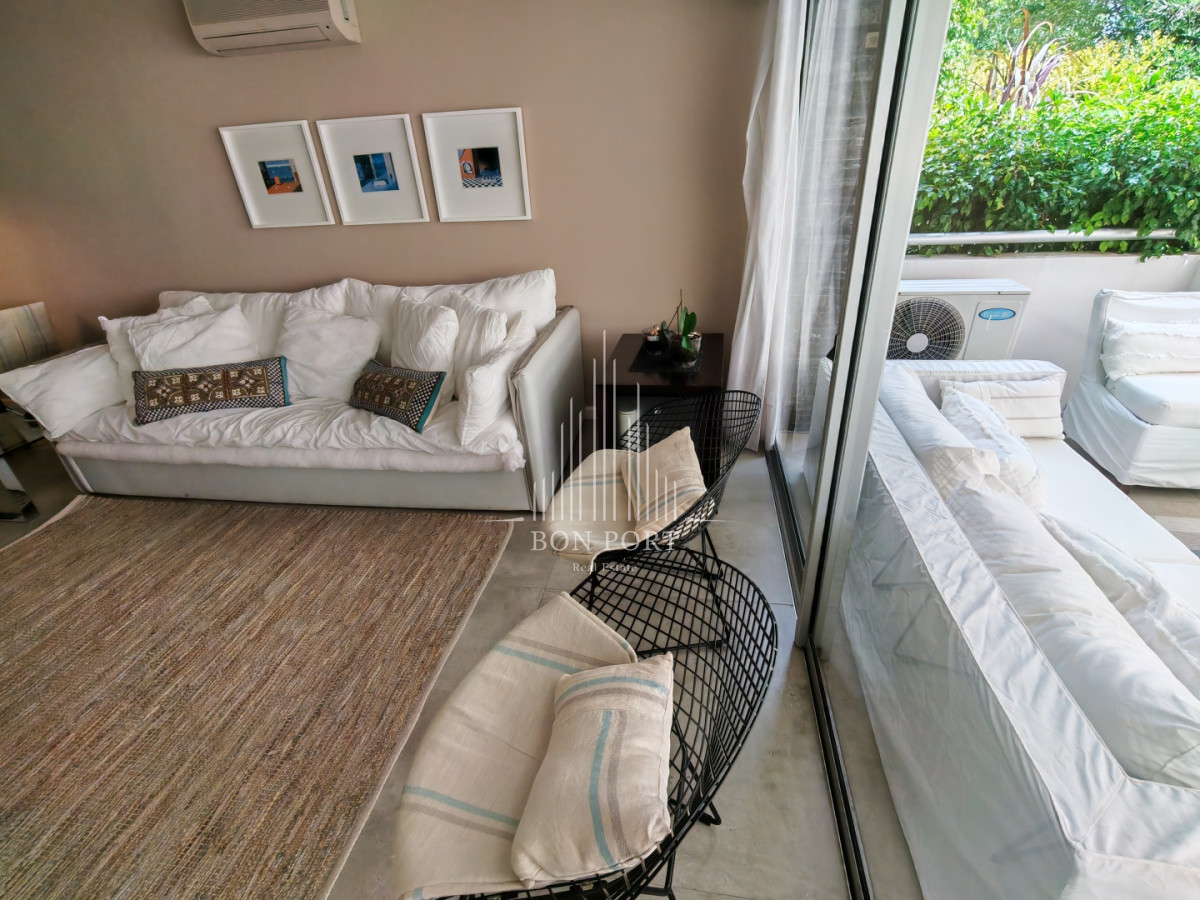 Apartamento ID.202 - Departamento de 3 dorm. playa mansa con Barbacoa propia.