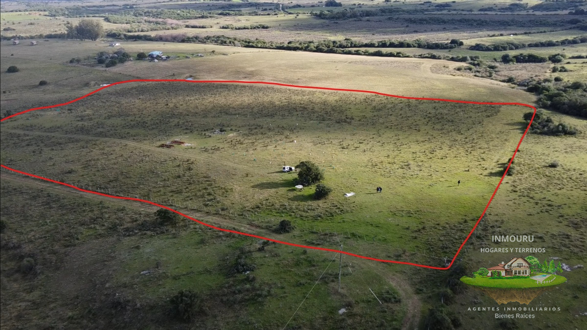 Chacra ID.802 - Hermosa chacra a 15 Kilómetros del Mar, Pan de Azúcar, Entre cerros.