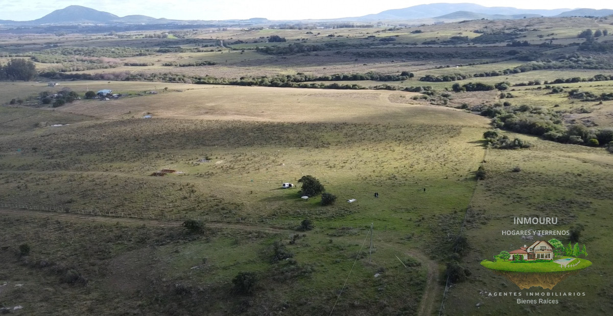 Chacra ID.802 - Hermosa chacra a 15 Kilómetros del Mar, Pan de Azúcar, Entre cerros.