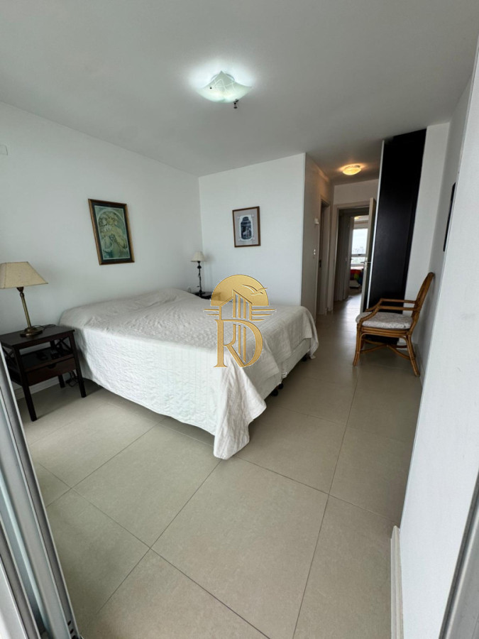 Apartamento 2 dormitorios con vista al mar en Gala Tower - Punta del Este -id-679-19