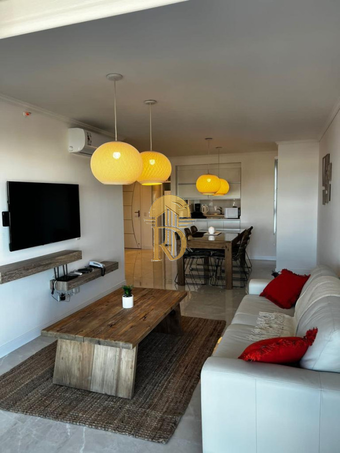 Apartamento 2 dormitorios 2 baños en torre de categoria -id-569-2