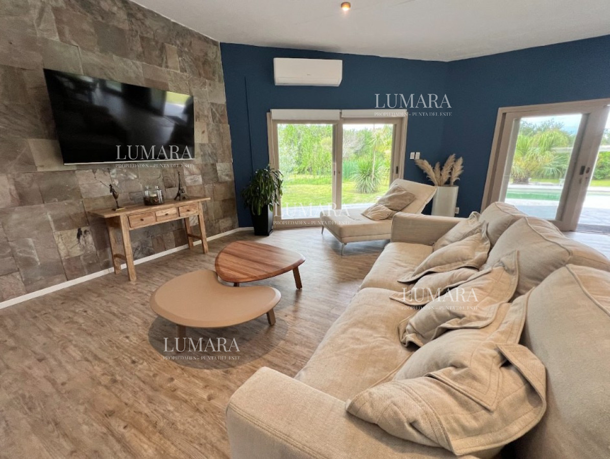 Chacra ID.3234 - Chacra con Piscina Climatizada - Naturaleza, Confort y Diseño en un Solo Lugar