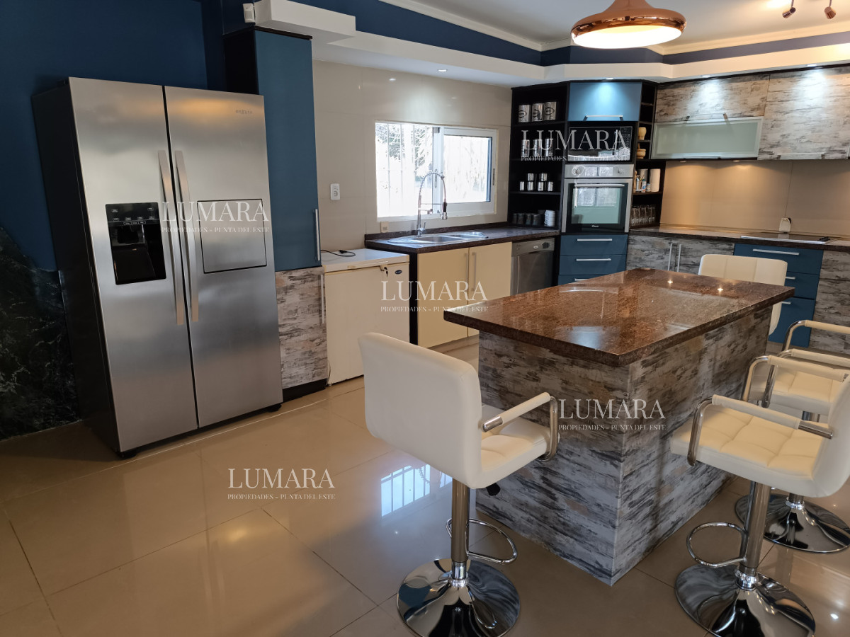 Chacra ID.3234 - Chacra con Piscina Climatizada - Naturaleza, Confort y Diseño en un Solo Lugar