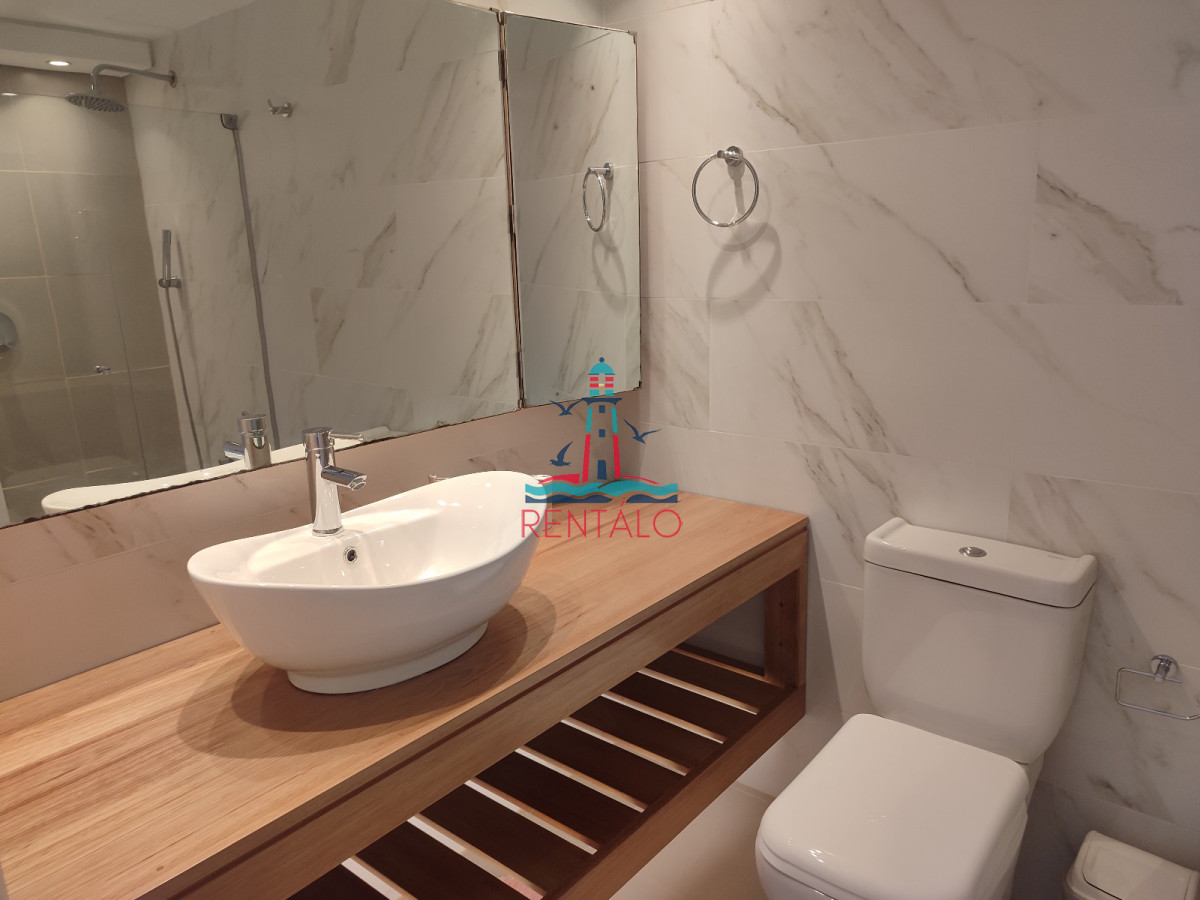 Apartamento ID.33 - Apartamento en venta primera linea Punta del Este