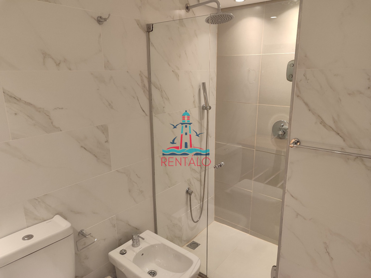 Apartamento ID.33 - Apartamento en venta primera linea Punta del Este