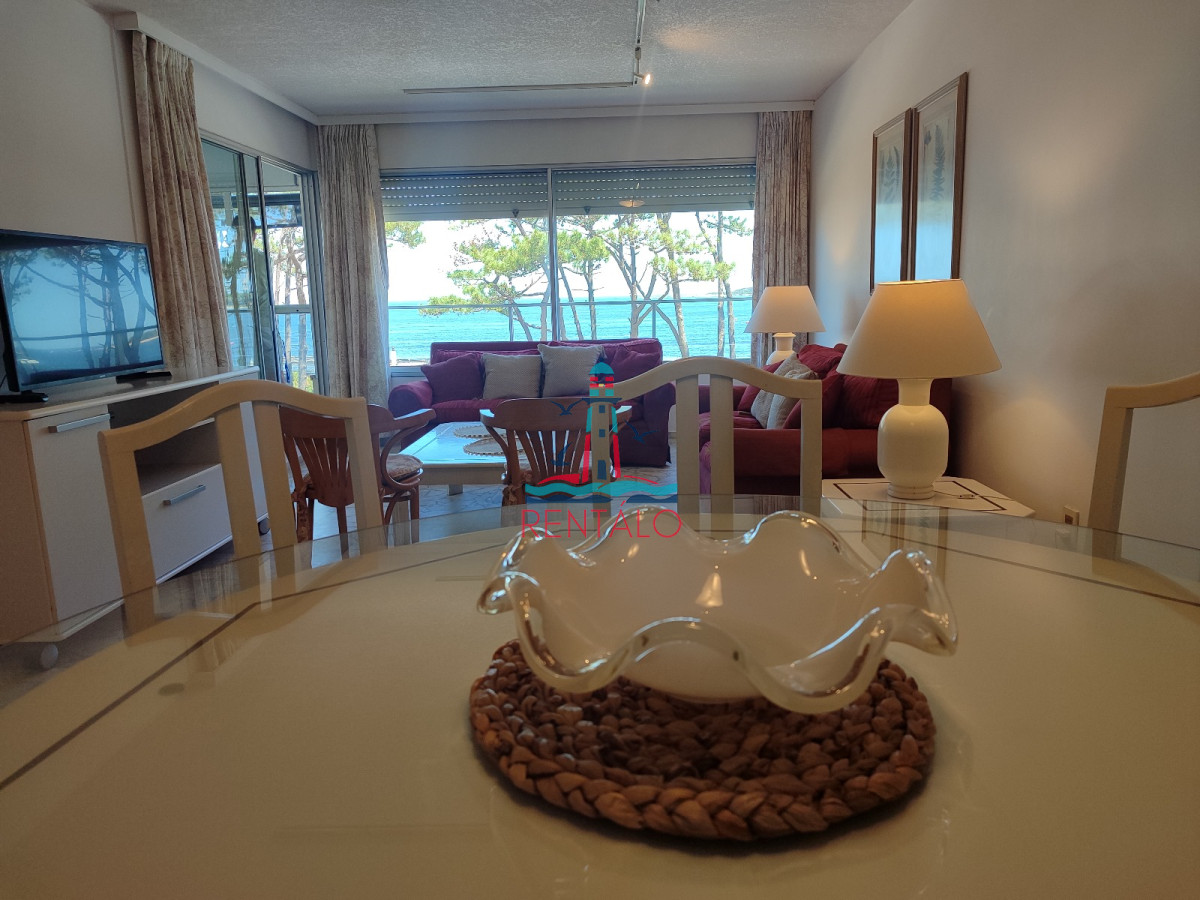 Apartamento ID.33 - Apartamento en venta primera linea Punta del Este