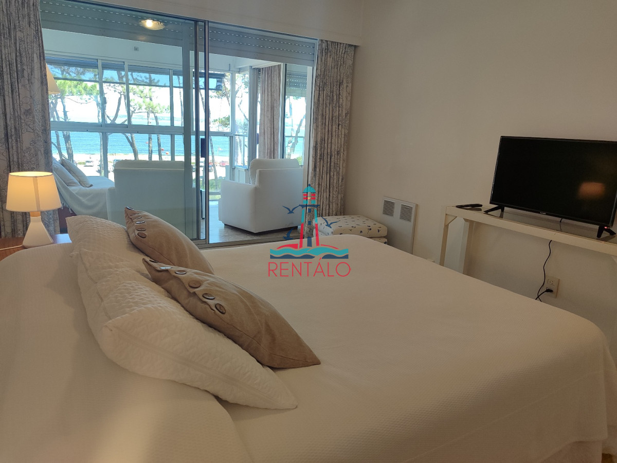 Apartamento ID.33 - Apartamento en venta primera linea Punta del Este