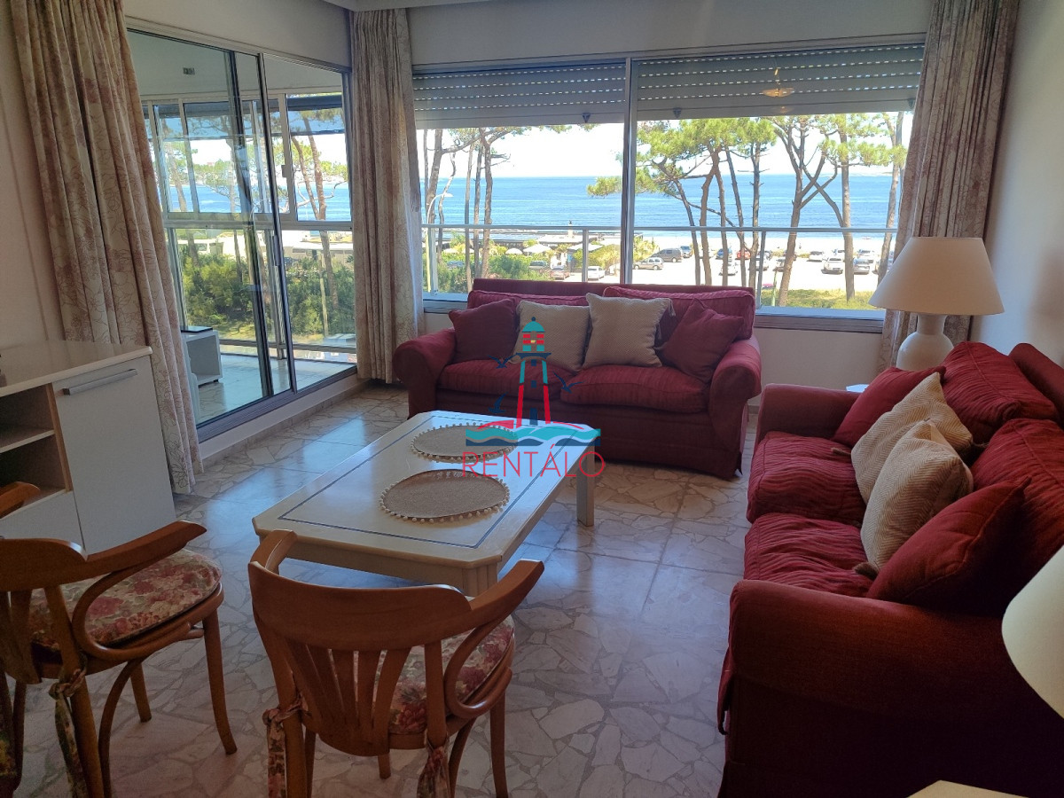 Apartamento ID.33 - Apartamento en venta primera linea Punta del Este