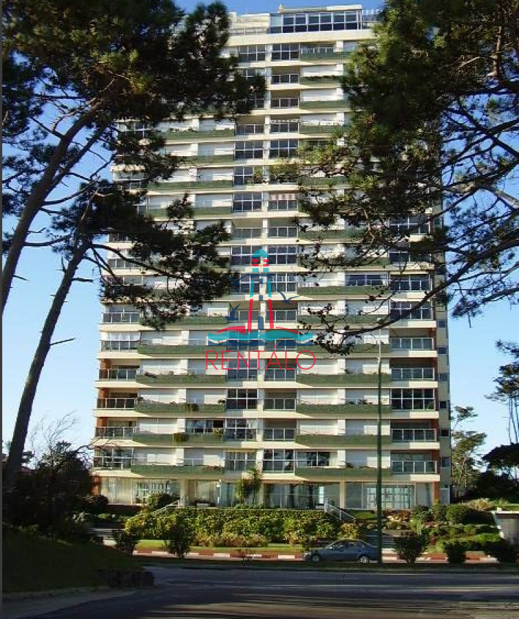 Apartamento ID.33 - Apartamento en venta primera linea Punta del Este
