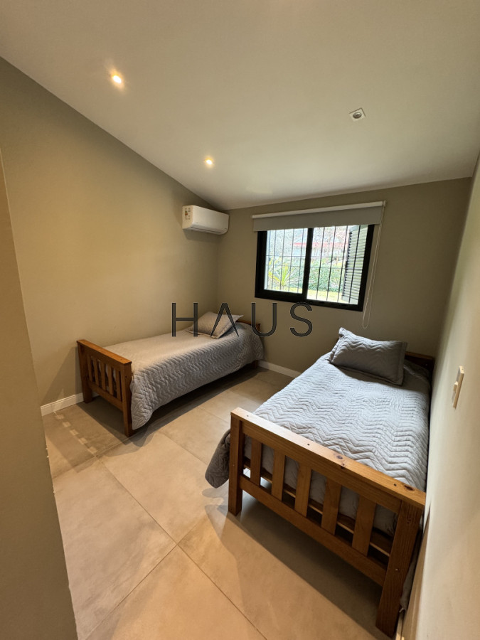 Casa ID.588 - Casa zona residencial Punta del Este 