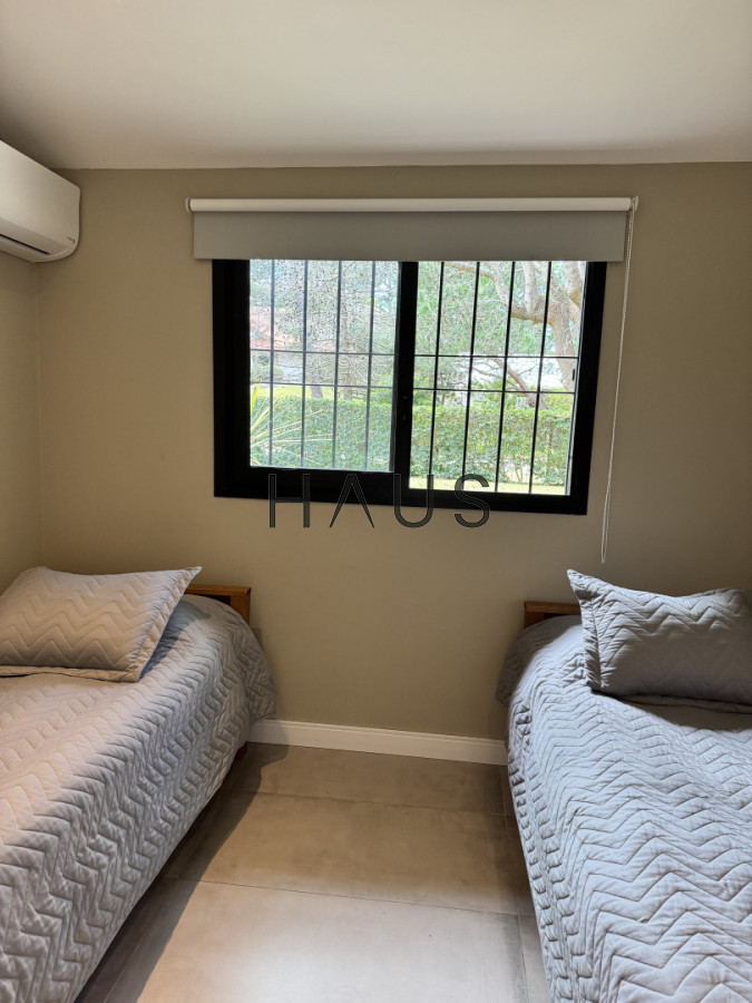 Casa ID.588 - Casa zona residencial Punta del Este 