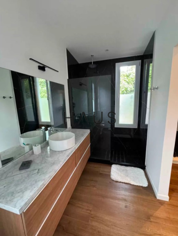 Casa ID.598 - Casa en Venta Playa Brava. A estrenar ! 