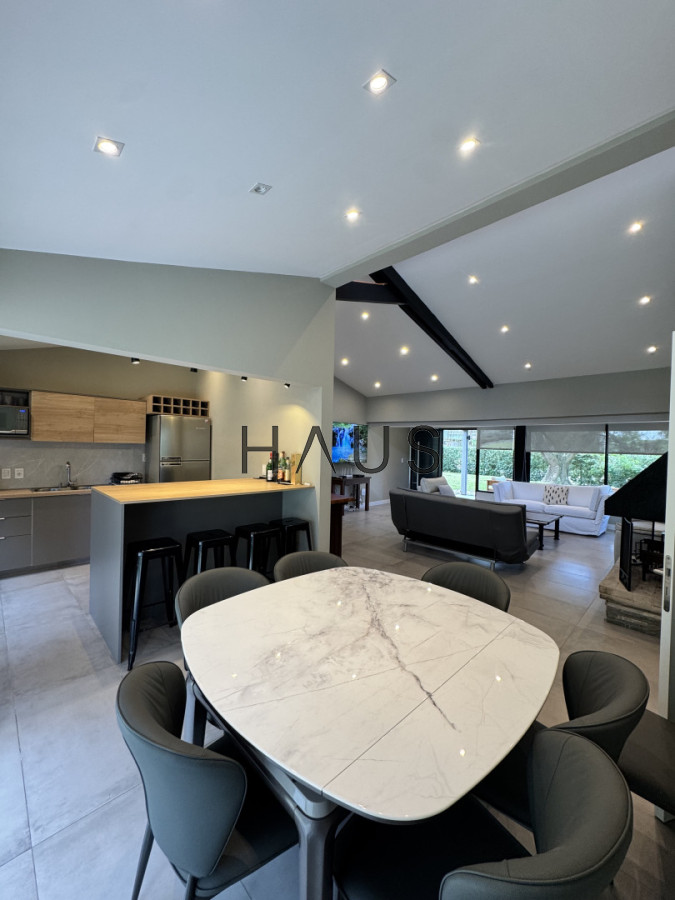Casa ID.588 - Casa zona residencial Punta del Este 