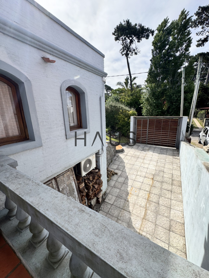 Casa ID.565 - Jardines de Cordoba.  casa de 3 dorm. Venta