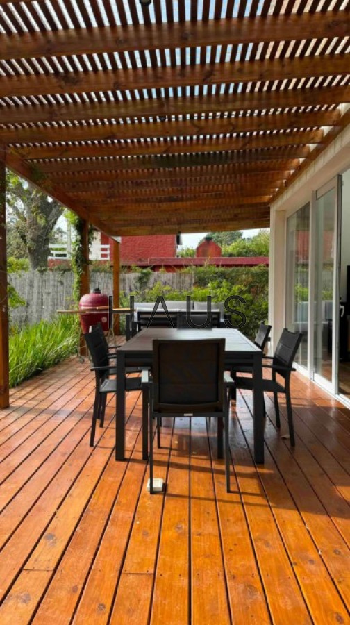 Casa ID.598 - Casa en Venta Playa Brava. A estrenar ! 