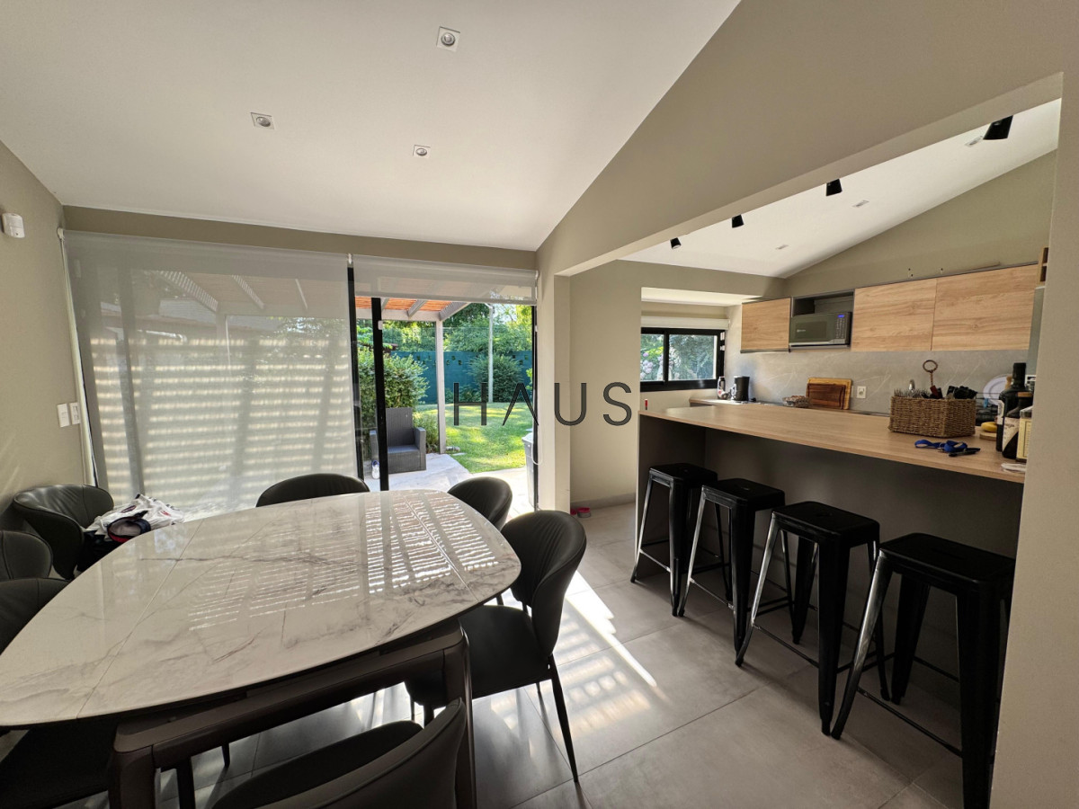 Casa ID.588 - Casa zona residencial Punta del Este 