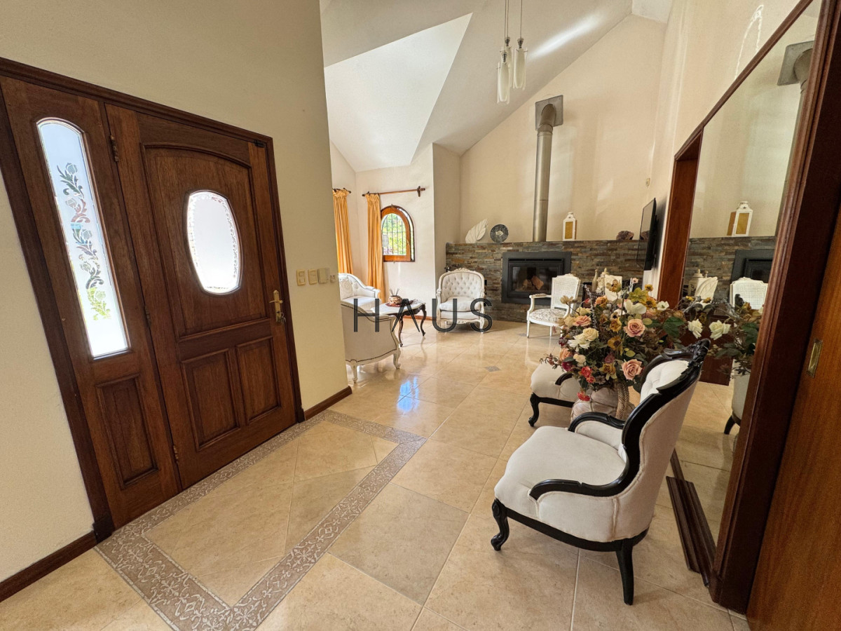 Casa ID.564 - Barrio Jardines de Cordoba