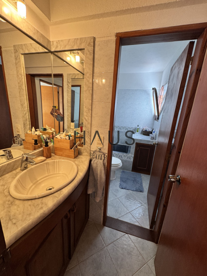 Casa ID.565 - Jardines de Cordoba.  casa de 3 dorm. Venta