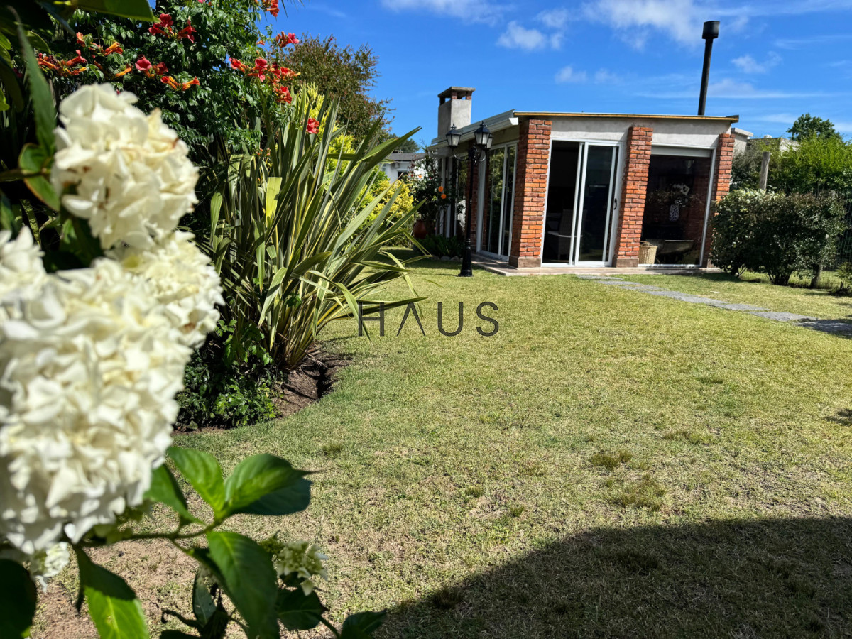 Casa ID.564 - Barrio Jardines de Cordoba