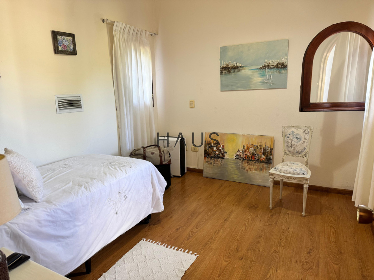 Casa ID.564 - Barrio Jardines de Cordoba