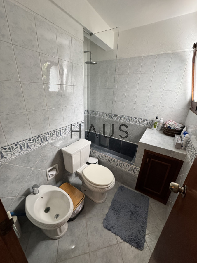 Casa ID.565 - Jardines de Cordoba.  casa de 3 dorm. Venta