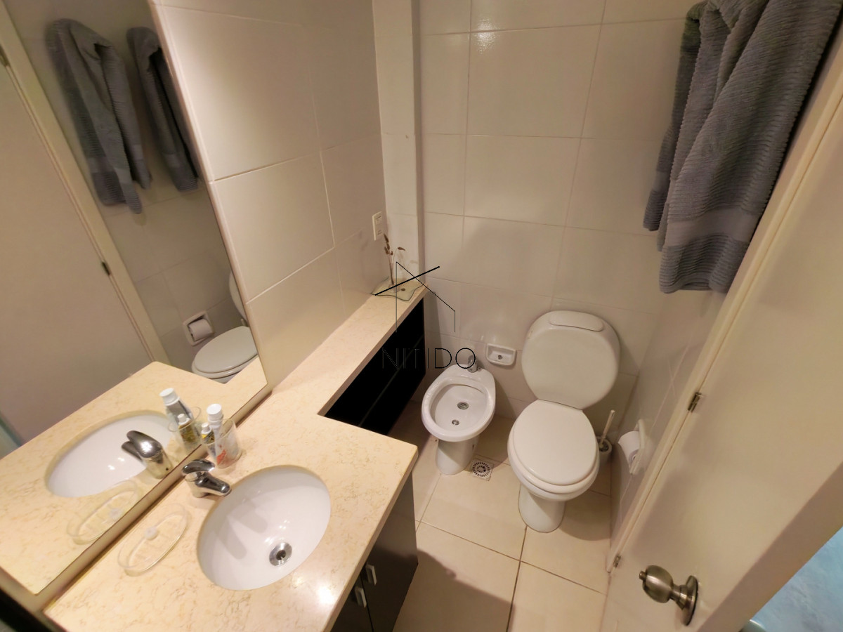 Apartamento ID.547 - Departamento de 3 dorm. playa mansa con Barbacoa propia.