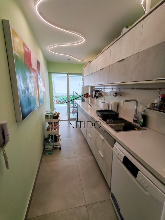 Apartamento ID.547 - Departamento de 3 dorm. playa mansa con Barbacoa propia.