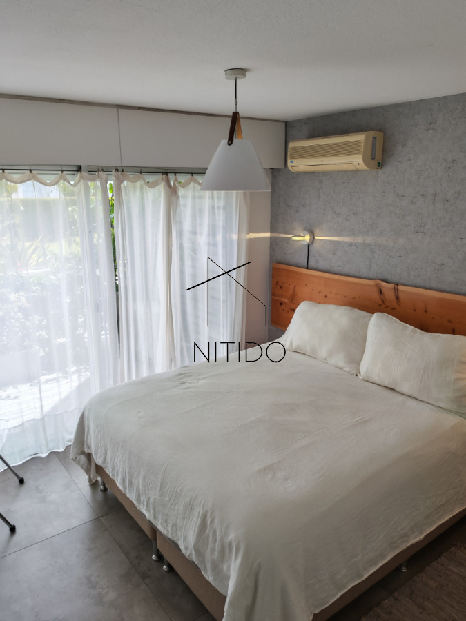 Apartamento ID.547 - Departamento de 3 dorm. playa mansa con Barbacoa propia.