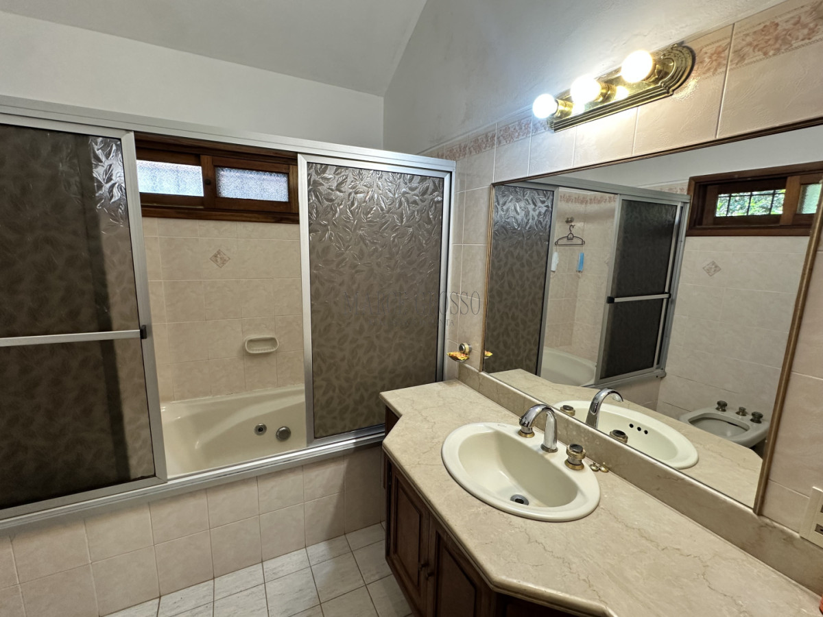 Casa ID.163 - CASA EN VENTA 