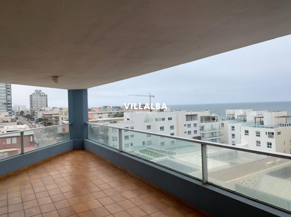 Apartamento ID.3618 - 3 suites + dependencia, 2 garajes. Vista espectacular