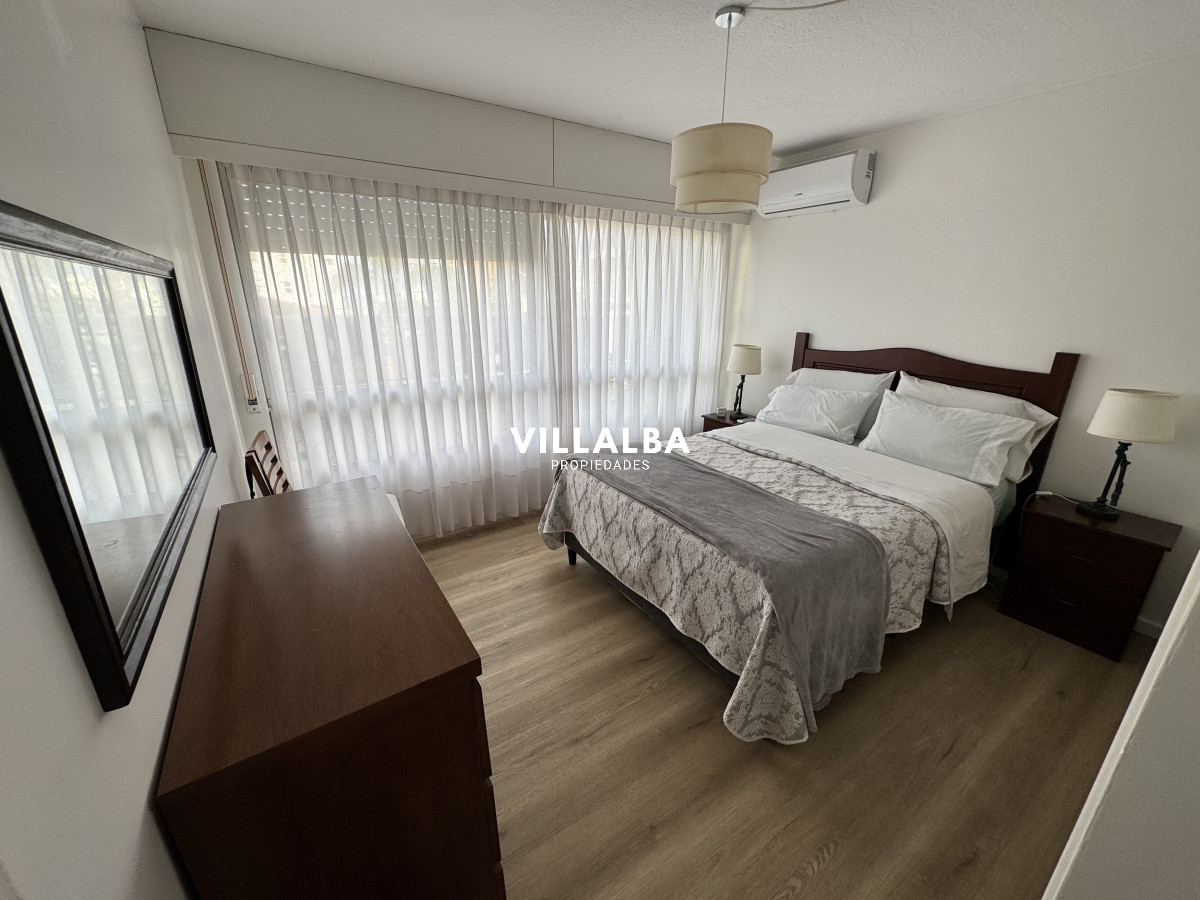 Apartamento ID.3761 - Alquiler de temporada - Apartamento 3 dormitorios en Península, Punta del Este