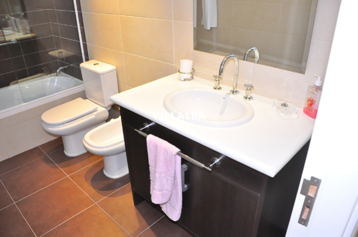 Apartamento ID.145 - IMPERIALE II  departamento de categoría frente al Mar