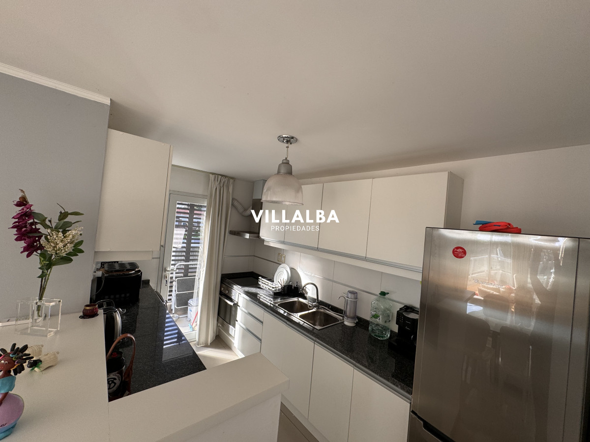 Apartamento ID.3347 - Alquiler anual, mansa - Punta del Este.