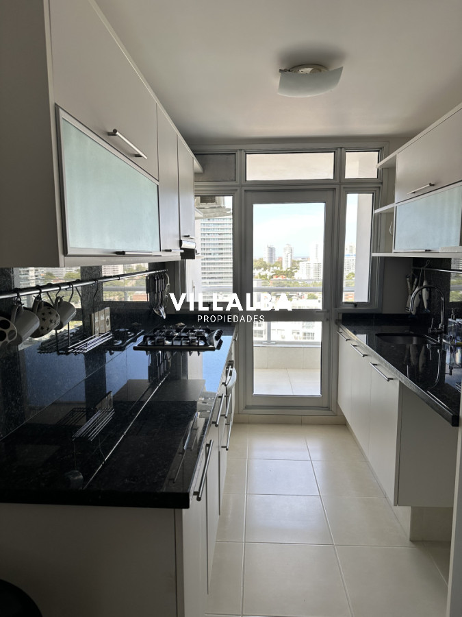 Apartamento ID.3926 - SEASON TOWER PUNTA DEL ESTE 