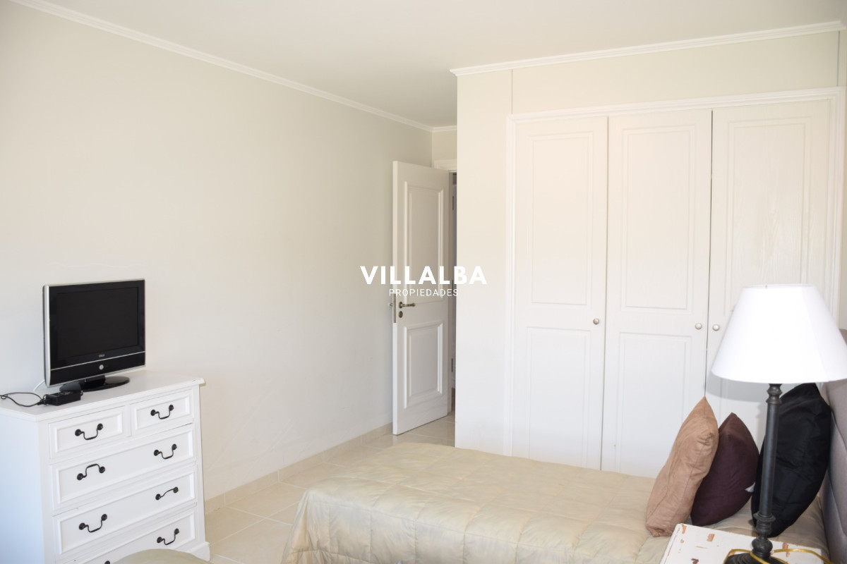 Apartamento ID.264 - Departamento de 3 dormitorios con vista espectacular - Le Jardin, Punta del Este