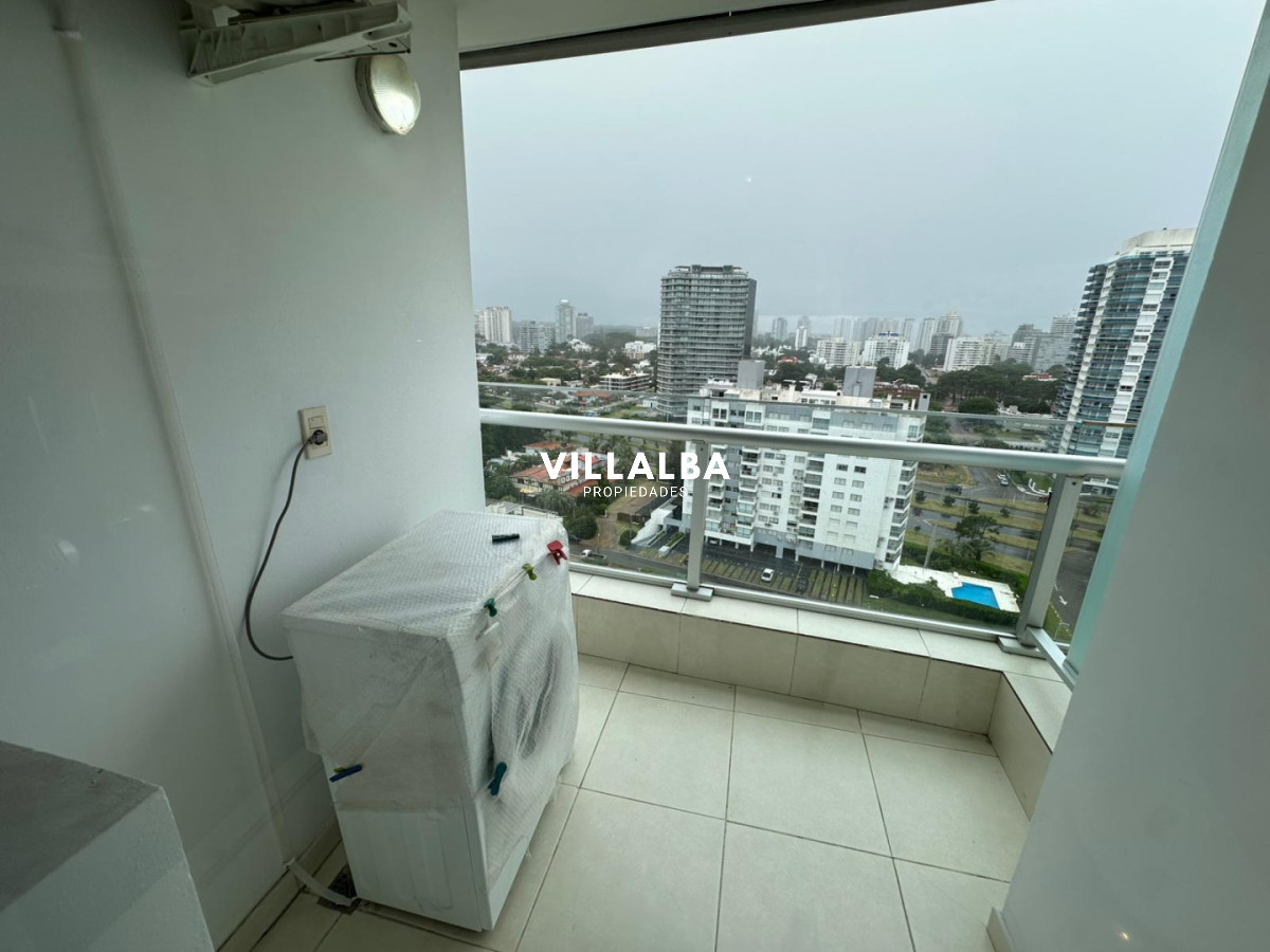 Apartamento ID.3926 - SEASON TOWER PUNTA DEL ESTE 