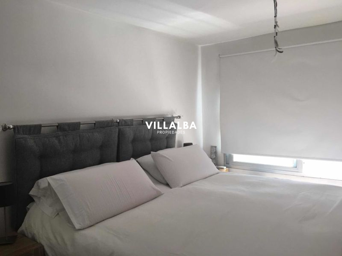 Apartamento ID.3599 - Primera línea. 3 dormitorios, terraza.