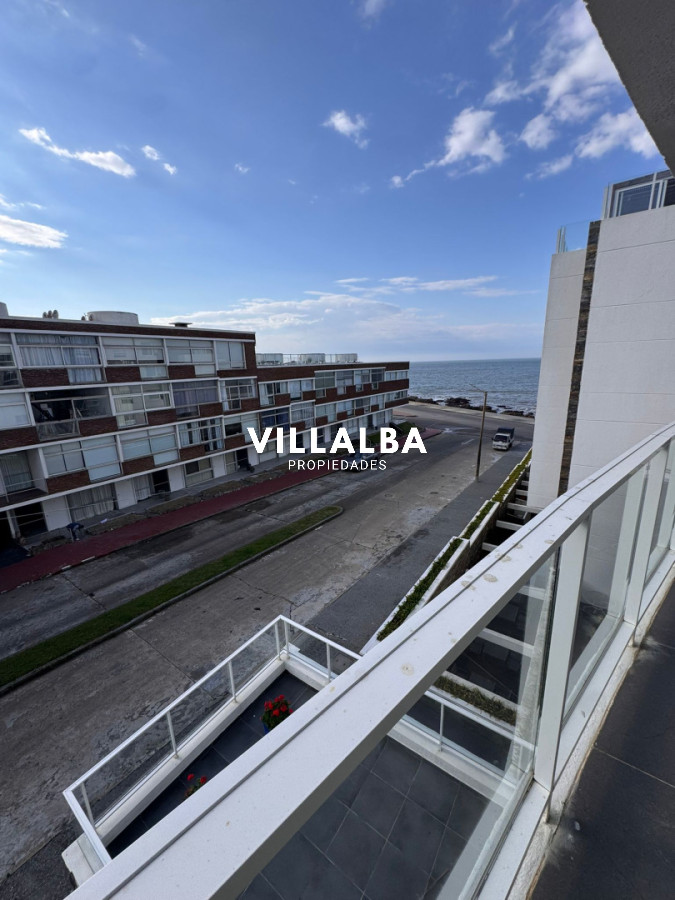 Apartamento ID.4043 - Apartamento 2 dormitorios en edificio de categoria