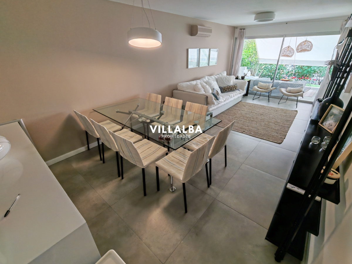 Apartamento ID.47 - Departamento de 3 dorm. playa mansa con Barbacoa propia.