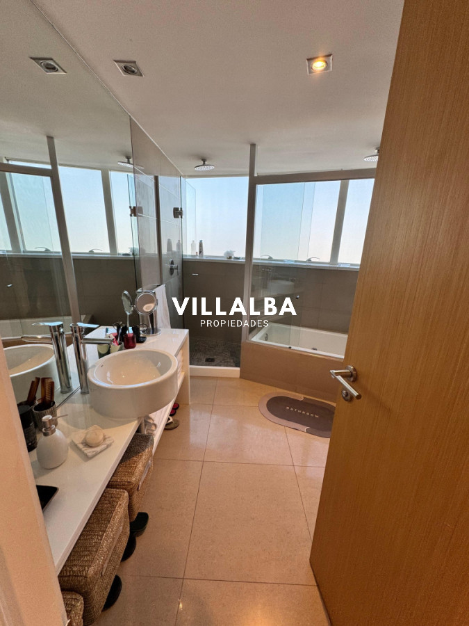 Apartamento ID.4469 - Alexander Collection 3 dormitorios mas dependencia en venta