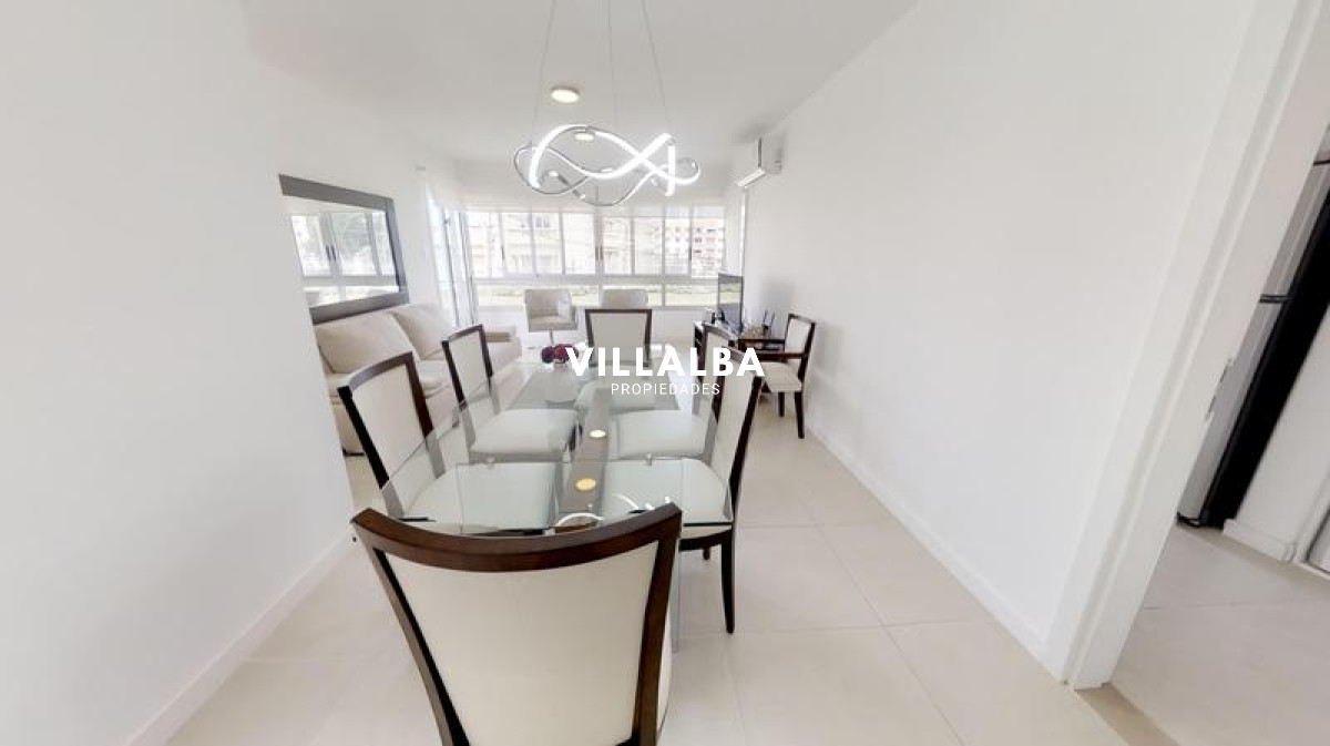 Apartamento ID.41 - Oportunidad Playa Mansa 3 dormitorios.