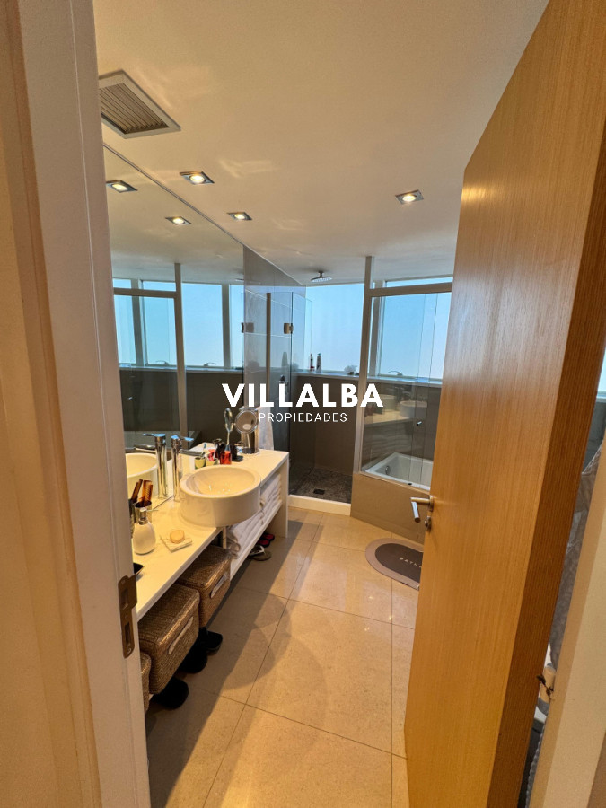 Apartamento ID.4469 - Alexander Collection 3 dormitorios mas dependencia en venta