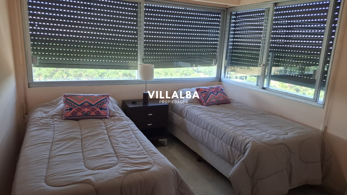 Apartamento ID.3960 - SEGUNDA QUINCENA DE ENERO - 4 dormitorios