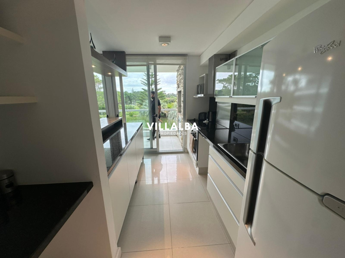 Apartamento ID.3897 - Apartamento en venta - 3 dormitorios en Roncón del Indio 